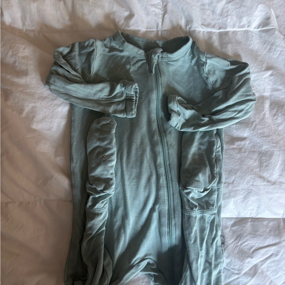 Kyte BABY Soft Sage Romper